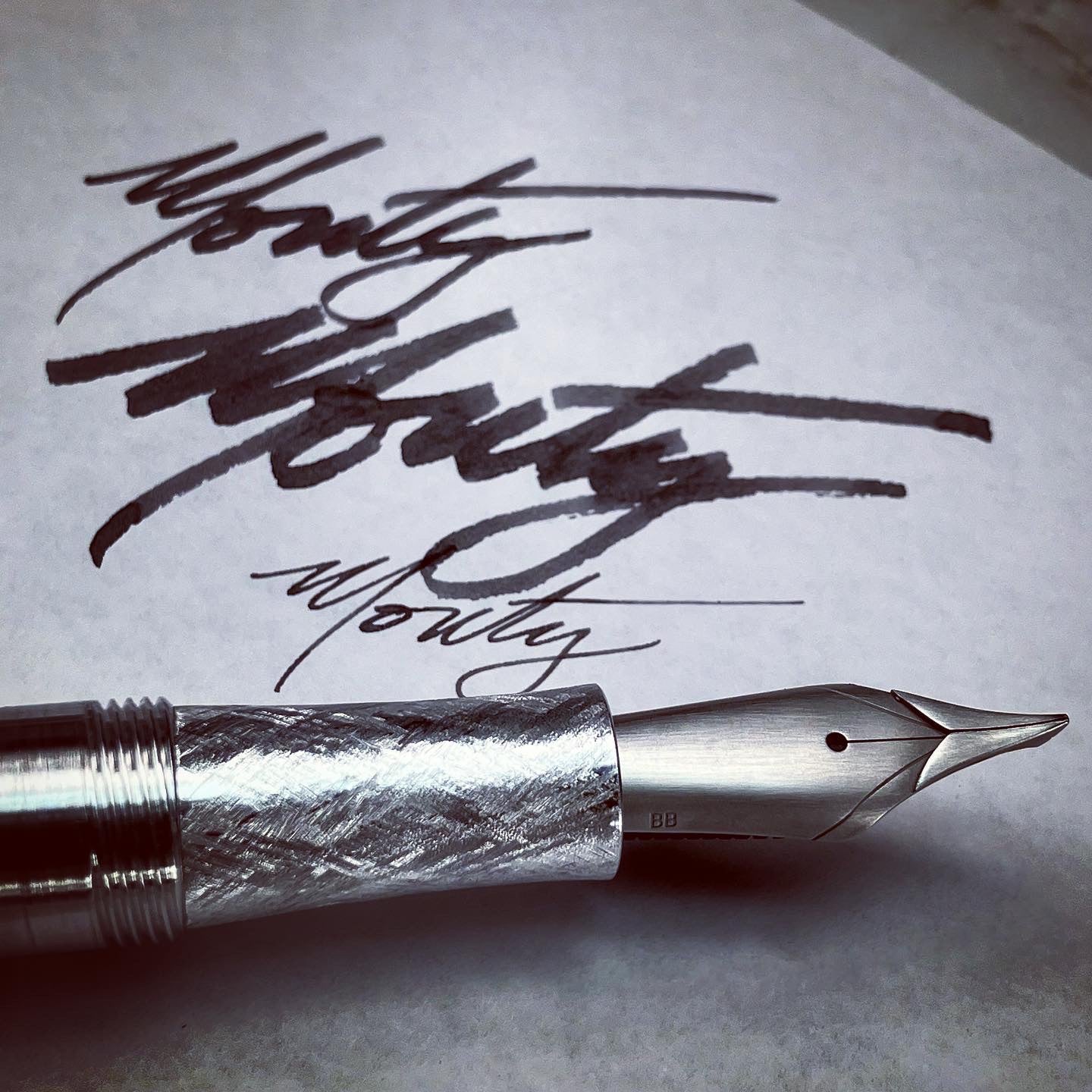 Aluminum Aviator Model 1 with Precision Ground Nib