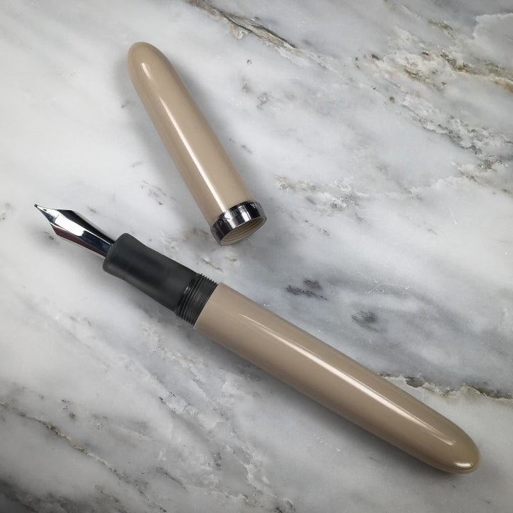 Model 3. Cigar-Style Fountain Pen with Titanium Rollstop. Coconut.