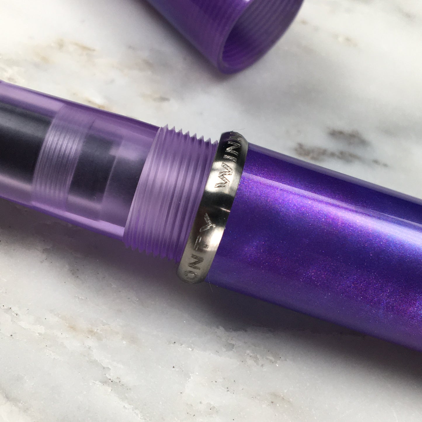 Model 3. Cigar-Style Fountain Pen with Titanium Rollstop. Alkaline.